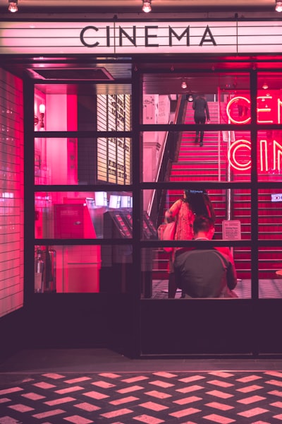 热门古装剧《风起陇西》海报